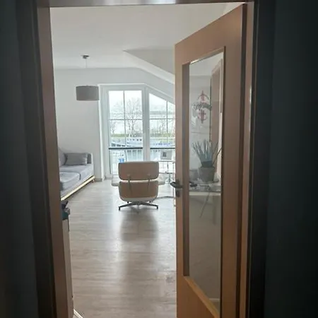 شقة Hafenloge Orth Mit Balkon Und Traumblick Auf